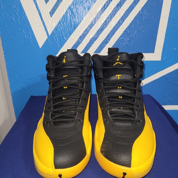 Air Jordan 12 Retro University Gold - Picture 2 of 6